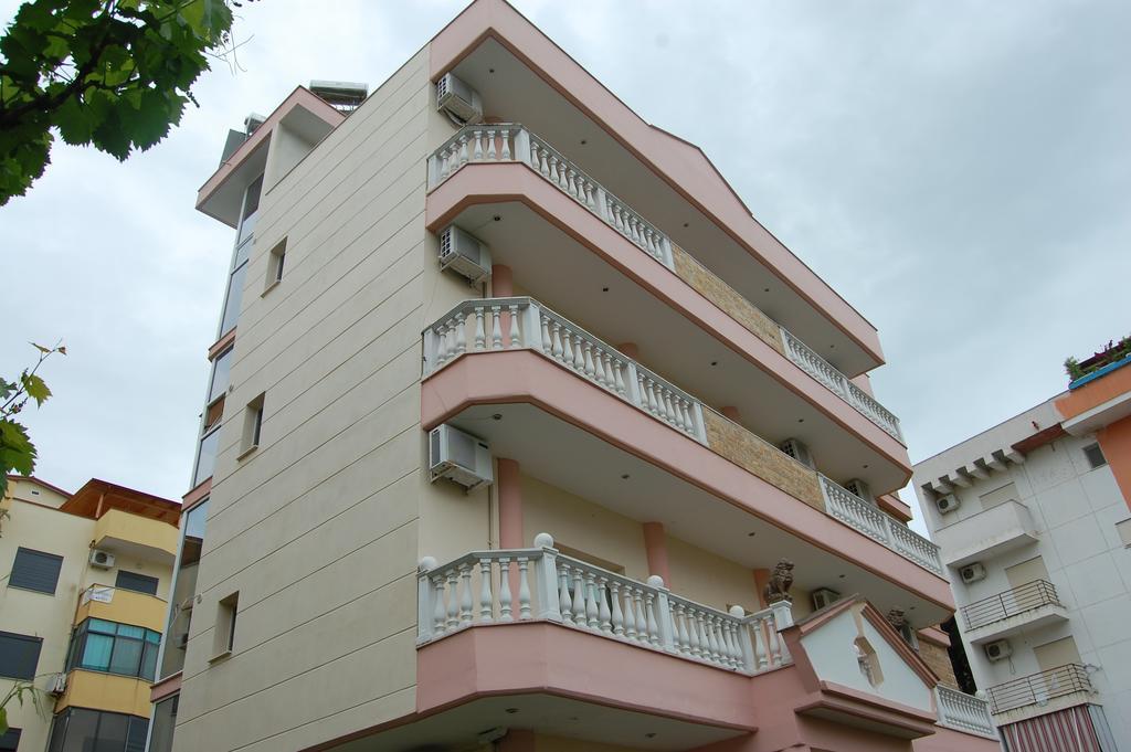 Nuovo Sun Golem Hotel Golem  Exterior photo