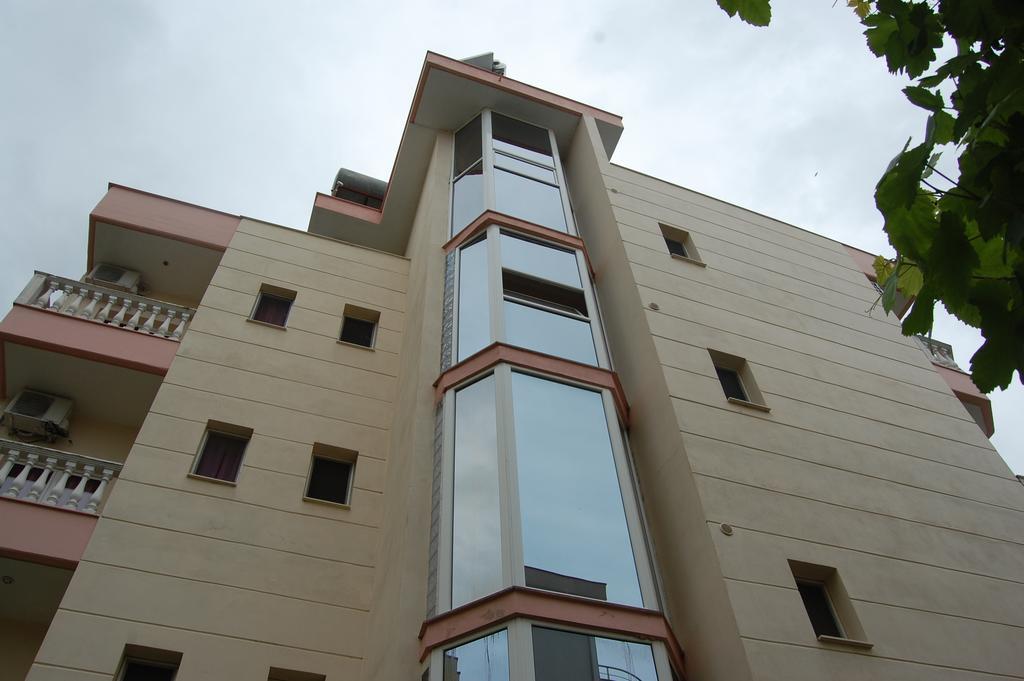Nuovo Sun Golem Hotel Golem  Exterior photo