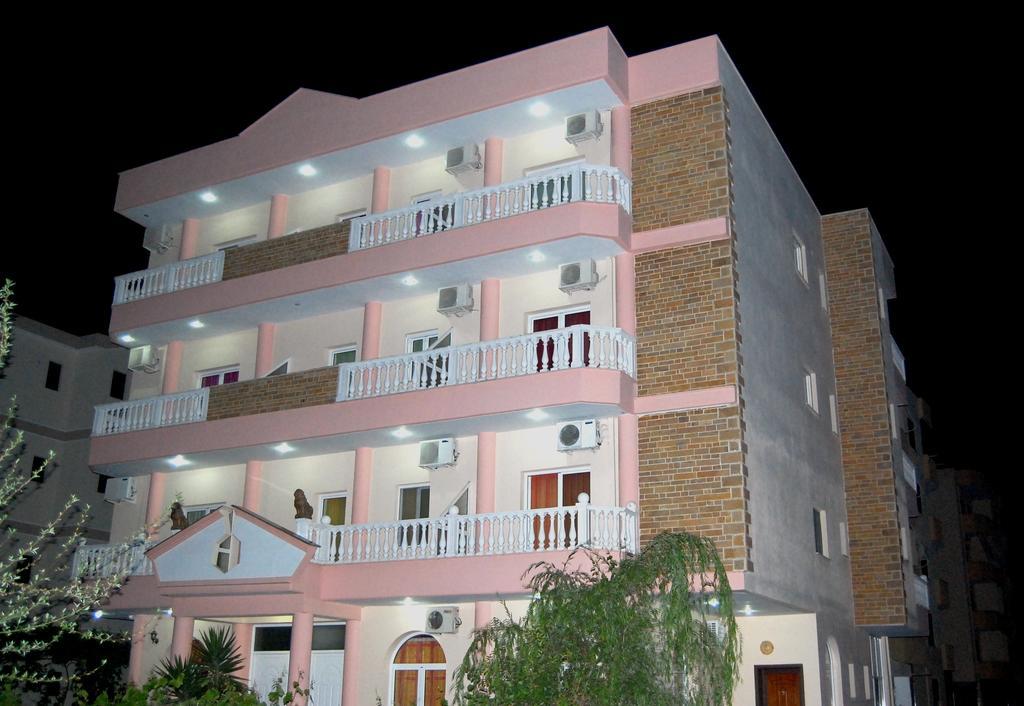 Nuovo Sun Golem Hotel Golem  Exterior photo