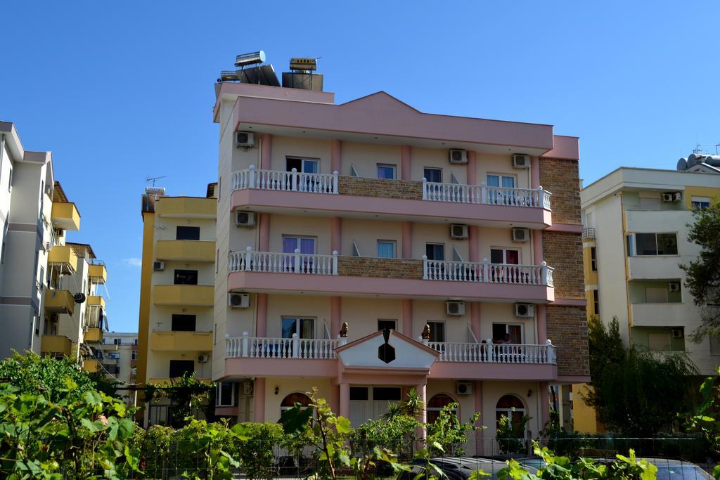Nuovo Sun Golem Hotel Golem  Exterior photo